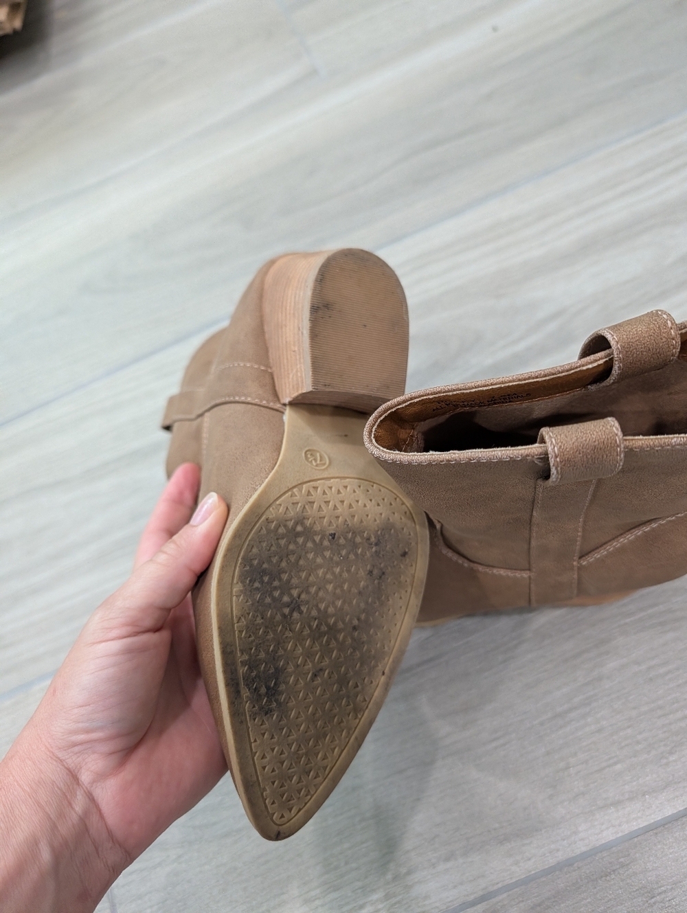Rachel Zoe Rocky Ankle Boots Size 7.5 - Picture 5 of 9